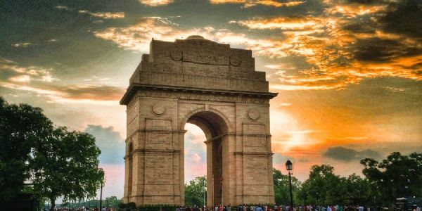 दिल्लीच्या वायु गुणवत्तेत सुधार; जीआरएपी-3 चे निर्बंध हटवले