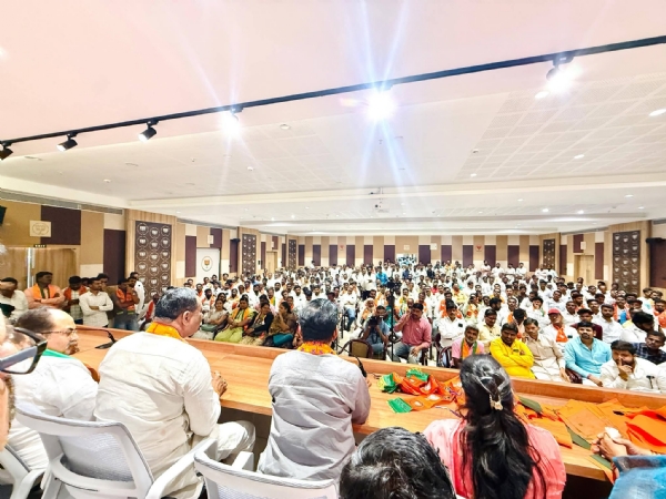 जिल्हा परिषदेसाठी  विभागीय भाजप कार्यालयात उमेदवारांच्या मुलाखती