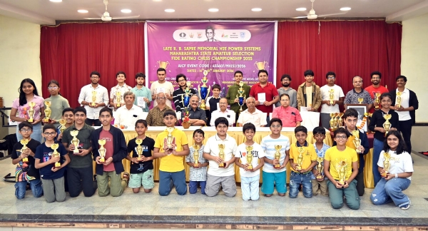 बुद्धिबळ स्पर्धेतील विजेते