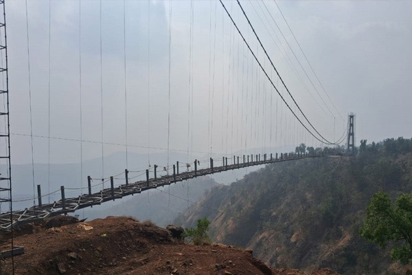 चिखलदर्‍यात जाणार्‍या पर्यटकांसाठी गुड न्यूज स्कायवॉक पूर्णत्वाकडे