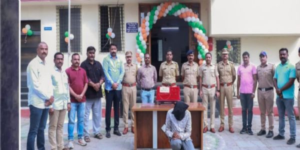 लातूर: मोबाईल फुटल्याचा बनाव करून लुटणारी टोळी जेरबंद