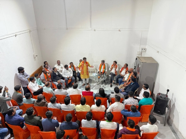 बुथ प्रमुखांची महत्त्वपूर्ण बैठक भाजपा प्रदेश महामंत्री आमदार संजय केणेकर यांच्या प्रमुख उपस्थित संपन्न झाली बुथ प्रमुखांची महत्त्वपूर्ण बैठक भाजपा प्रदेश महामंत्री आमदार संजय केणेकर यांच्या प्रमुख उपस्थित संपन्न झाली