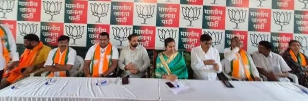 भाजप जिल्हा शाखेची पूर्वतयारी बैठक भाजप जिल्हा शाखेची पूर्वतयारी बैठक