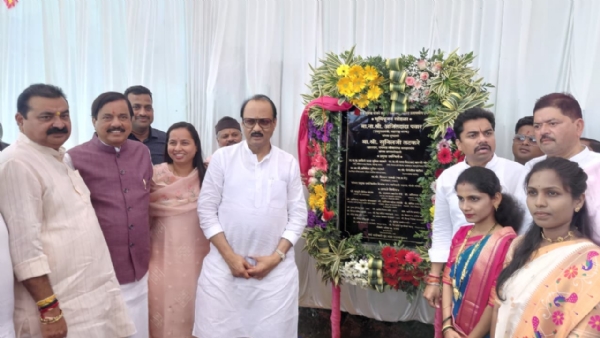 तळा नगरपंचायतीची नवी प्रशासकीय इमारत शहराच्या वैभवात भर घालणारी ठरेल – उपमुख्यमंत्री अजित पवार तळा नगरपंचायतीची नवी प्रशासकीय इमारत शहराच्या वैभवात भर घालणारी ठरेल – उपमुख्यमंत्री अजित पवार