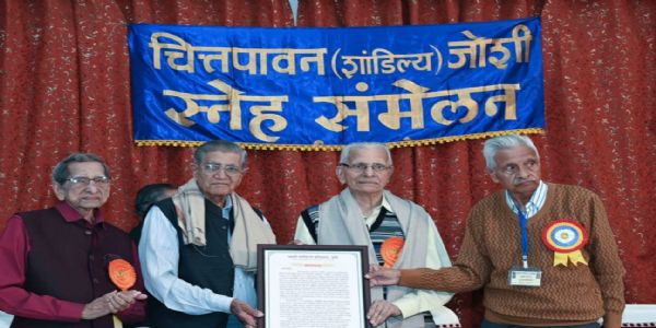 ज्ञाती कुलसंमेलने म्हणजे कुटुंबाचीच विस्तारीत संकल्पना - ज्येष्ठ हास्य-व्यंगचित्रकार शि. द. फडणीस