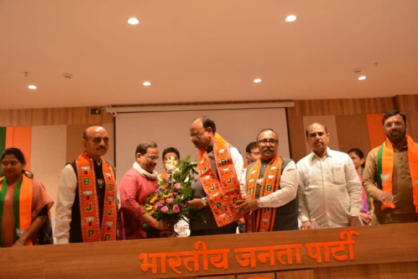 निवडणूक आढावा व नियोजन बैठक