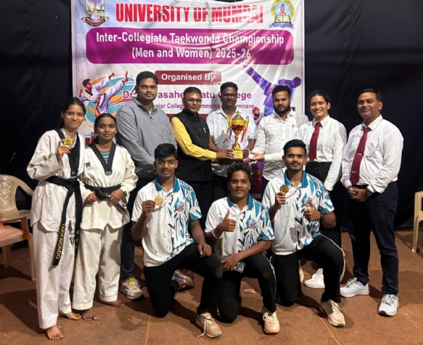 तायक्वांदो स्पर्धेतील गोगटे जोगळेकर महाविद्यालयाचे विजेते तायक्वांदो स्पर्धेतील गोगटे जोगळेकर महाविद्यालयाचे विजेते