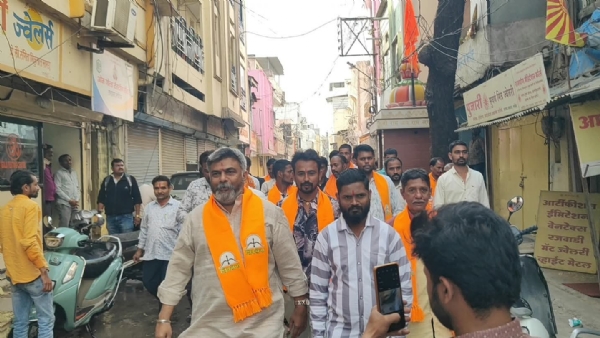 प्रभाग क्र.१५ मधील मतदार बंधू-भगिनीशी संवाद आणि प्रचार कार्यालयाचे उदघाटन प्रभाग क्र.१५ मधील मतदार बंधू-भगिनीशी संवाद आणि प्रचार कार्यालयाचे उदघाटन