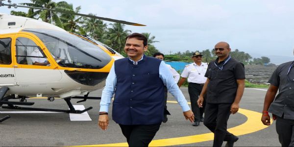 आमची लढाई काँग्रेसशी, पण विलासरावांबद्दल नितांत आदर- मुख्यमंत्री