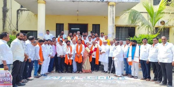 मुखेडमध्ये सोमवारी नवनिर्वाचित नगराध्यक्षांच्या उपस्थितीत पहिली बैठक, भाजपाच्या गटनेतेपदी नागनाथ लोखंडे