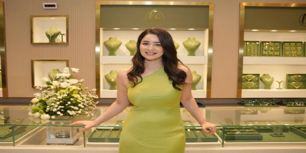 नवी मुंबईत सारा तेंडुलकरच्या हस्ते पीएनजी लाइटस्टाईलचे उद्घाटन