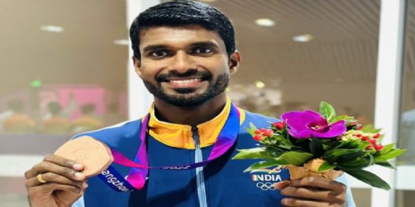 आशियाई क्रीडा स्पर्धेत सुवर्णपदक विजेता भारतीय धावपटू जिन्सन जॉन्सनची निवृत्तीची घोषणा