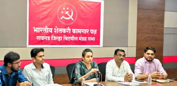 १.३४ लाख प्रशिक्षित युवक बेरोजगार; शासकीय निधीअभावी भरती रखडली १.३४ लाख प्रशिक्षित युवक बेरोजगार; शासकीय निधीअभावी भरती रखडली