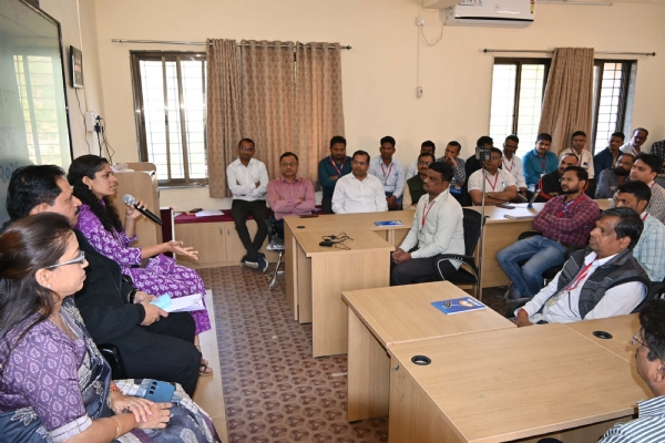 जिल्हाधिकारी डॉ. मित्ताली सेठी