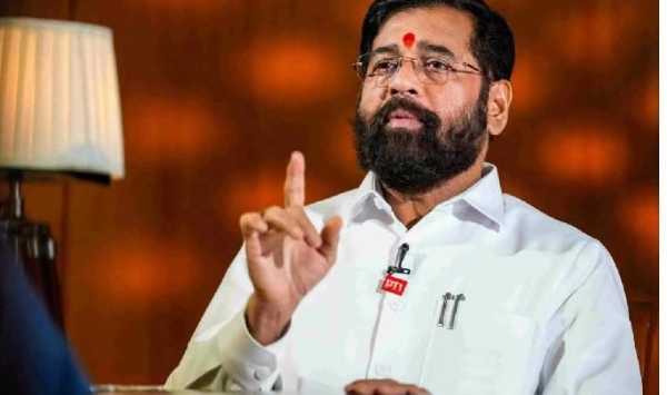 एकनाथ शिंदे लातूरमध्ये मोठी खेळी खेळण्याची शक्यता ! एकनाथ शिंदे लातूरमध्ये मोठी खेळी खेळण्याची शक्यता !