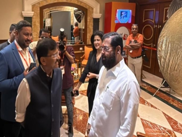 एकनाथ शिंदे संजय राऊत एकनाथ शिंदे संजय राऊत