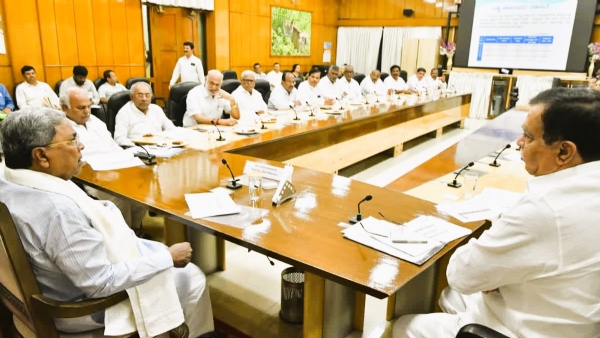 कर्नाटक मंत्रिमंडळ बैठकीचे संग्रहित छायाचित्र