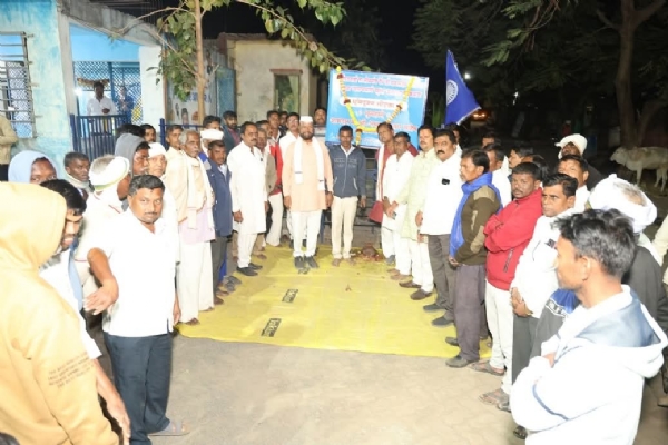 मोलखेडा आणि पिंपळवाडी येथील पुतळा उभारण्यासाठी चबुतरा आराखडा बांधकामाचे भूमिपूजन