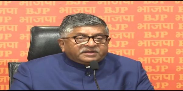 ईडीच्या छाप्यांवर ममता बॅनर्जी एवढ्या घाबरलेल्या का? - खा. रवीशंकर प्रसाद