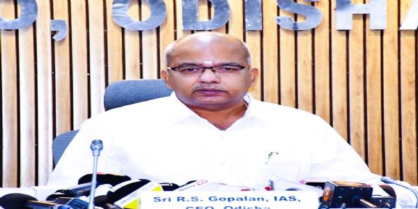 ओडिशाचे मुख्य निवडणूक अधिकारी आर. एस. गोपालन यांची स्वेच्छानिवृत्ती