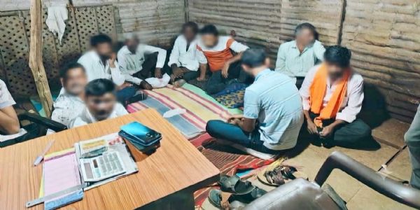 लातूरात मटका-जुगार अड्ड्यांवर छाप्यात २२ जणांवर कारवाई, तीन लाखांचा मुद्देमाल जप्त