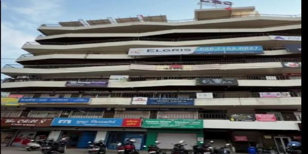 सोलापुरात स्पा सेंटरवर पोलिसांचा छापा; दोन महिलांची सुटका