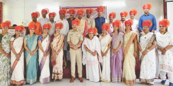 कोल्हापूर शाही दसरा महोत्सवात पारंपारिक वेशभूषा