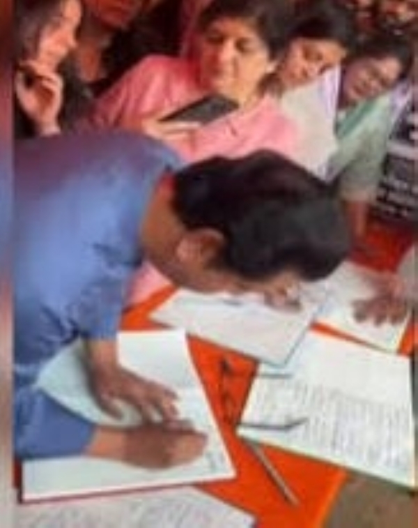 मनसे स्वाक्षरी मोहीम मनसे स्वाक्षरी मोहीम