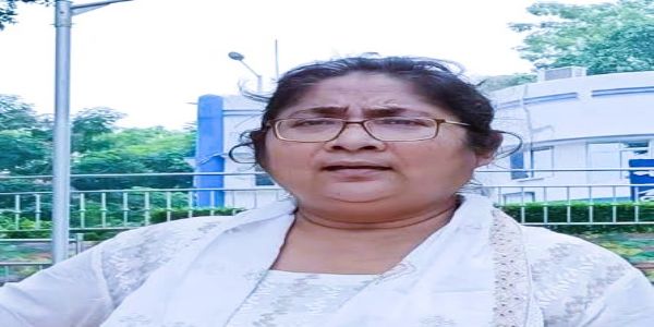 ममता बॅनर्जीच्या निवासाबाहेर चाकू हल्ल्याच्या प्रयत्नाचा आरोप; महिला ताब्यात