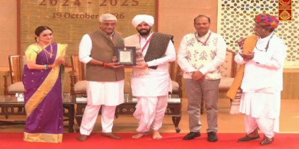 महाराष्ट्राच्या समृद्ध लोककला आणि संगीत परंपरेचा राष्ट्रीय गौरव