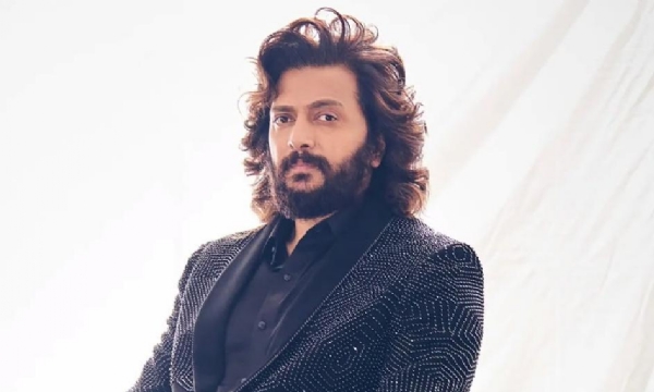 RITEISH DESHMUKH MAKE TELUGU FILM DEBUT RAPO23