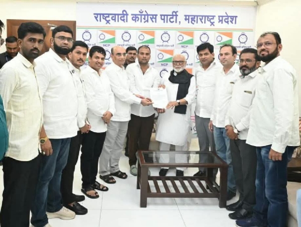 राष्ट्रवादी युवक काँग्रेसच्या परभणी शहर जिल्हाध्यक्षपदी रिझवान खान : मुंबईत मान्यवरांच्या उपस्थितीत नियुक्तीपत्र प्रदान राष्ट्रवादी युवक काँग्रेसच्या परभणी शहर जिल्हाध्यक्षपदी रिझवान खान : मुंबईत मान्यवरांच्या उपस्थितीत नियुक्तीपत्र प्रदान