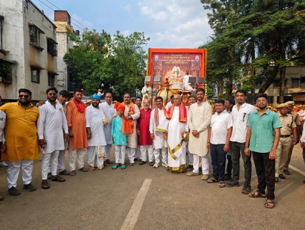 The grand procession of the