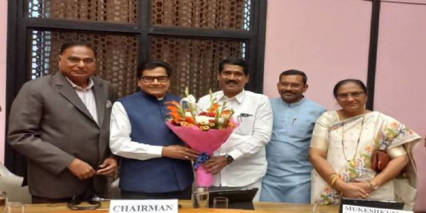 संसदेत ग्रामीण आरोग्यव्यवस्थेच्या प्रश्नांवर चर्चा; खा. बजरंग सोनवणे यांचा सहभाग