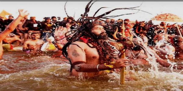 नाशिक सिंहस्थाची अनोखी परंपरा; १३ आखाडे, दोन तीर्थक्षेत्रे!
