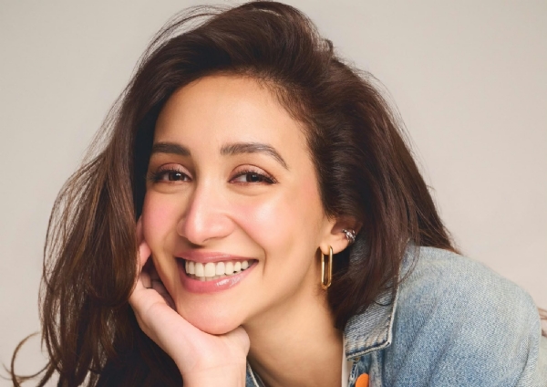 SHREYA CHAUDHARY STAR MUPAPA AYUSHMANN KHURRANA