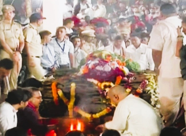 नाना पाटेकर के अंतिम संस्कार का पल