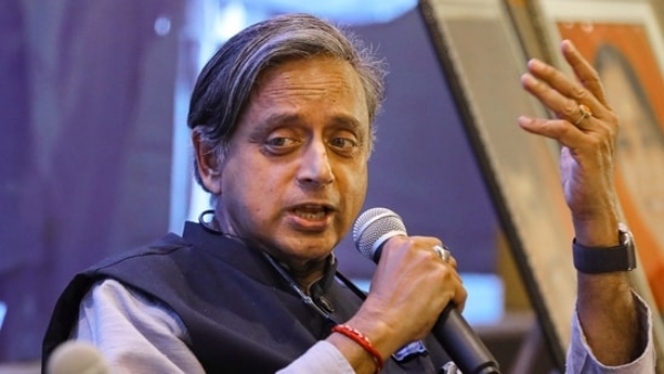 केरळचे ‘केरळम’ झाले तर इंग्रजीत केरळमधील लोकांना काय म्हणायचे- शशी थरूर