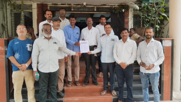 महा ई सेवा व आधार केंद्र चालकांचे ९ मार्च रोजी मुंबईत धरणे आंदोलन