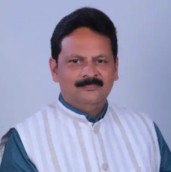 अॅड. प्रशांत देशपांडे छत्रपती शिवाजी महाराज जयंती समितीचे स्वागताध्यक्ष :6 मार्चला भाजीबाजारातून निघणार महाशोभायात्रा ; तयारी सुरू अॅड. प्रशांत देशपांडे छत्रपती शिवाजी महाराज जयंती समितीचे स्वागताध्यक्ष :6 मार्चला भाजीबाजारातून निघणार महाशोभायात्रा ; तयारी सुरू