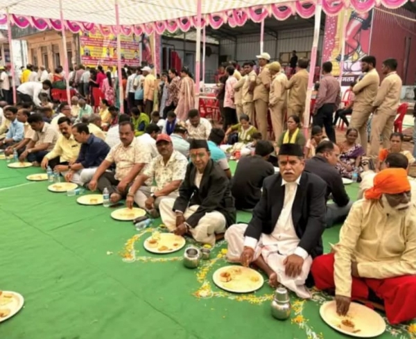 पतितपावन मंदिरात सहभोज पतितपावन मंदिरात सहभोज