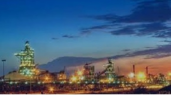 Horrific accident in Dolvi; Biker dies, wife seriously injured