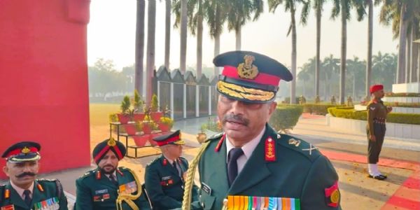 “पाकिस्तानच्या अणु धमक्यांना घाबरत नाही, कठोर कारवाई करू”-लेफ्ट.जनरल कटियार