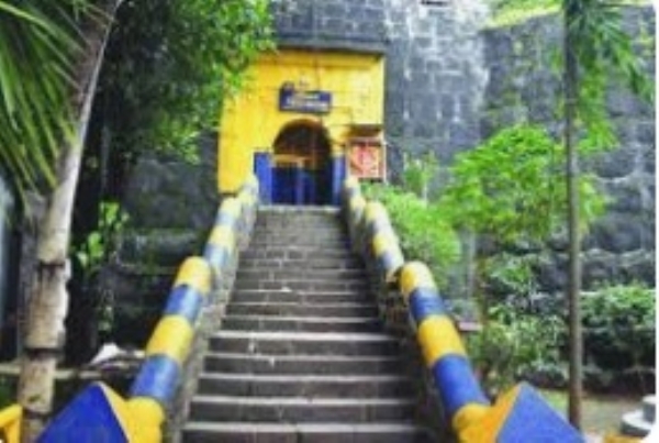 Marathi-Language-Pride-Day-cel