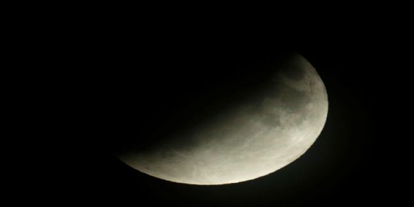 तीन मार्चला देशातून खग्रास आणि खंडग्रास चंद्रग्रहण दिसणार