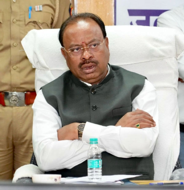 पालकमंत्र्यांचे आदेश धाब्यावर? बोअरवेल-हातपंप गैरव्यवहार चौकशीत विलंब;