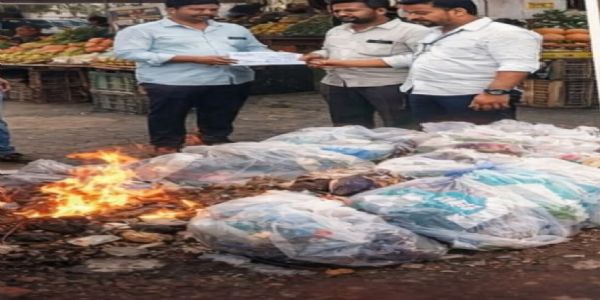 लातूर महापालिकेची प्लास्टिक बॅग जप्ती कारवाई