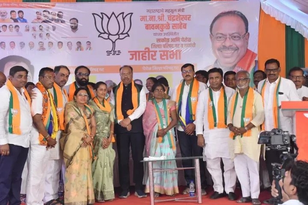 चंद्रशेखर बावनकुळे चंद्रशेखर बावनकुळे