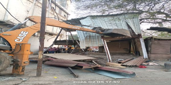 अकोला : गांधी रोडवरील अतिक्रमणावर मनपाची कारवाई