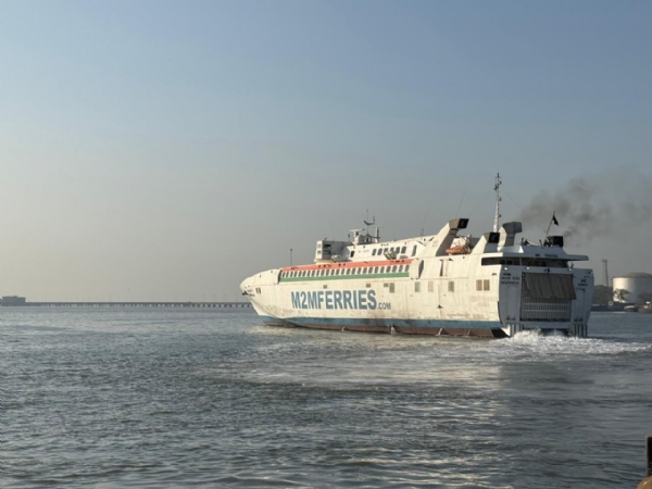 Mumbai Vijaydurg RoRo service starts Mumbai Vijaydurg RoRo service starts